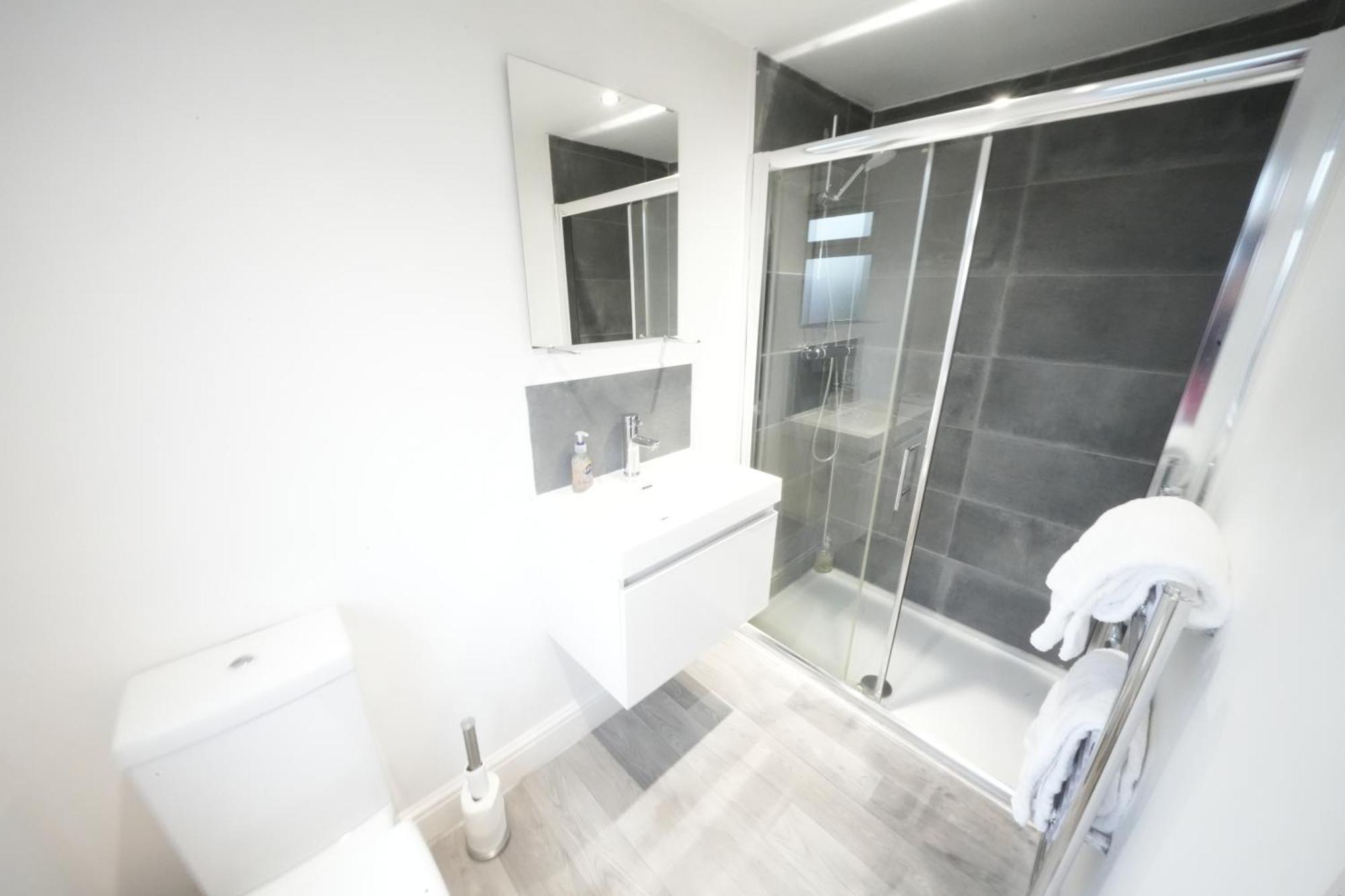 Grand Airport Ensuites Harmondsworth Esterno foto