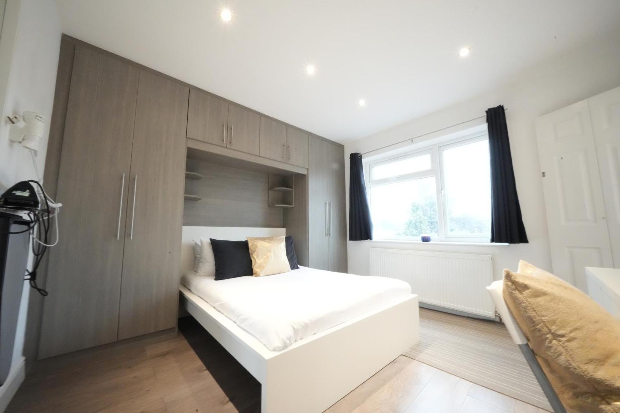 Grand Airport Ensuites Harmondsworth Esterno foto
