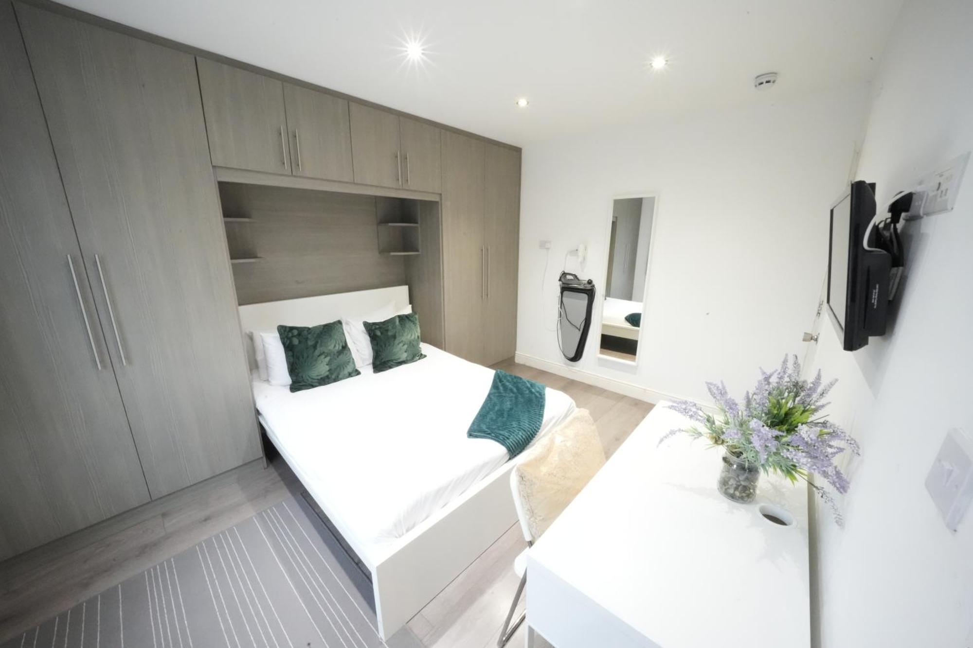 Grand Airport Ensuites Harmondsworth Esterno foto