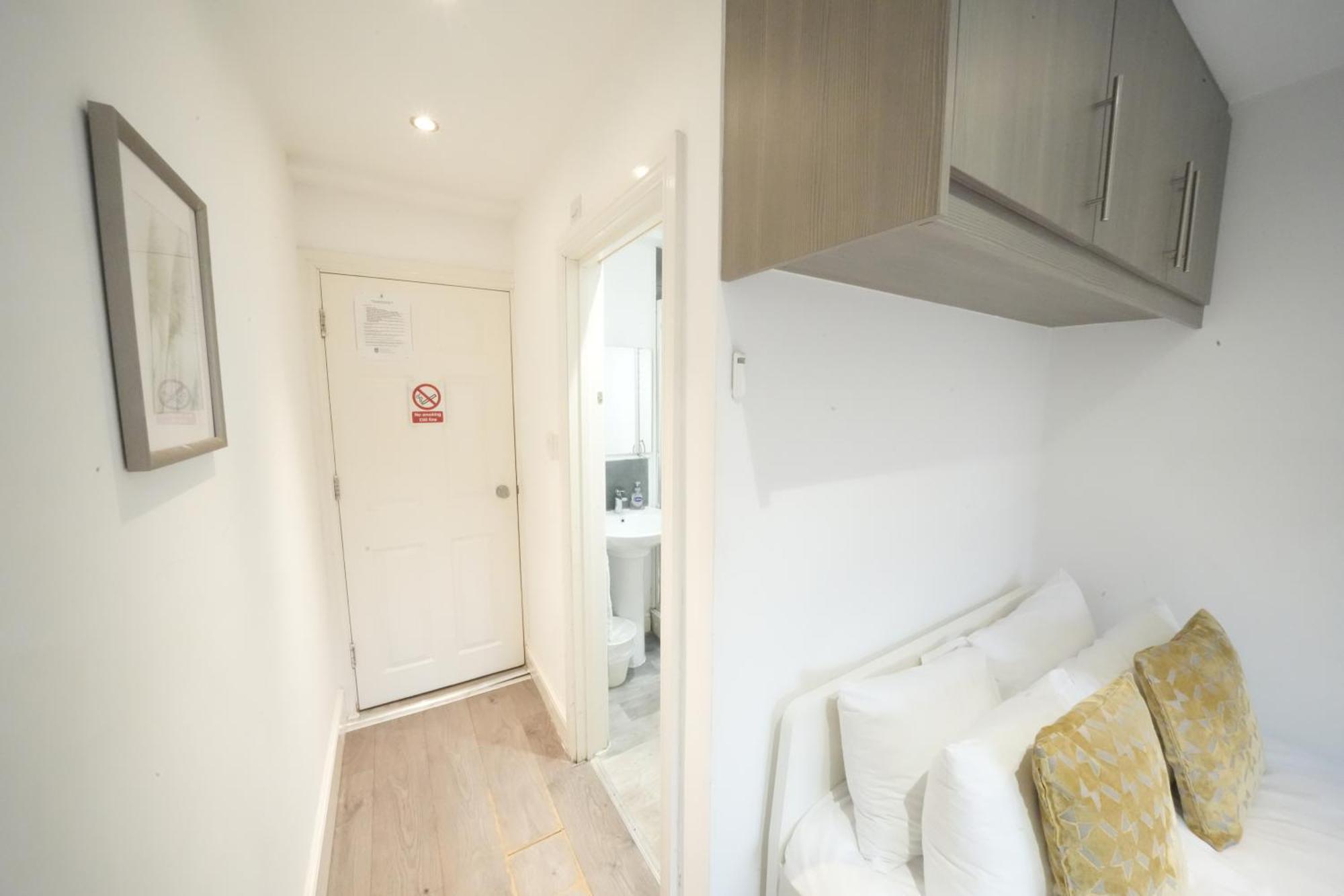 Grand Airport Ensuites Harmondsworth Esterno foto