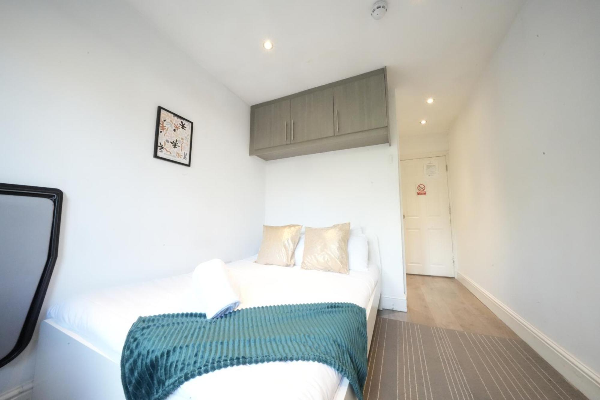 Grand Airport Ensuites Harmondsworth Esterno foto