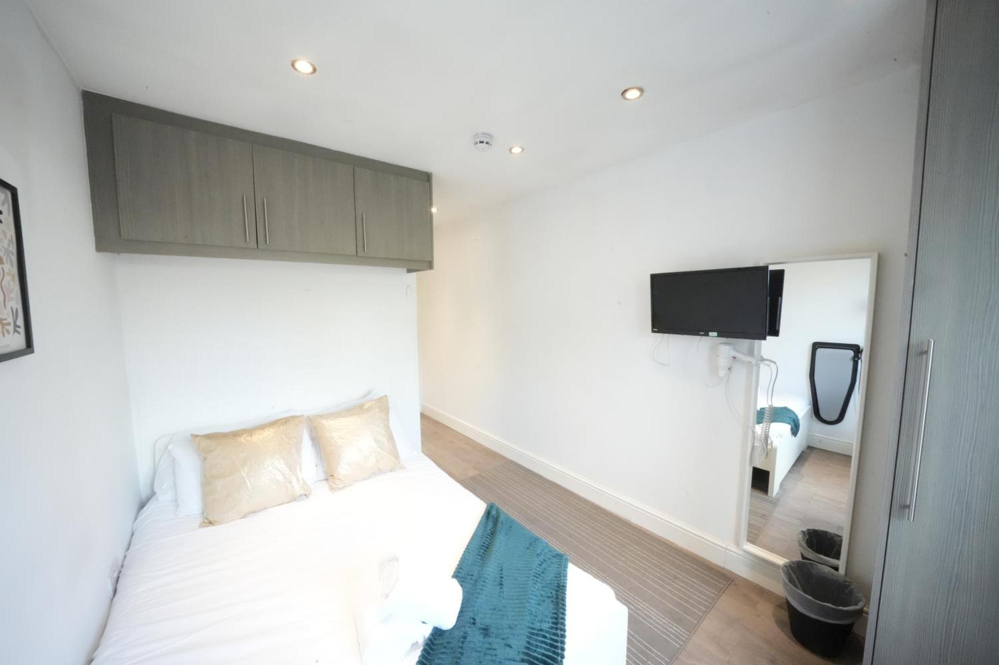 Grand Airport Ensuites Harmondsworth Esterno foto